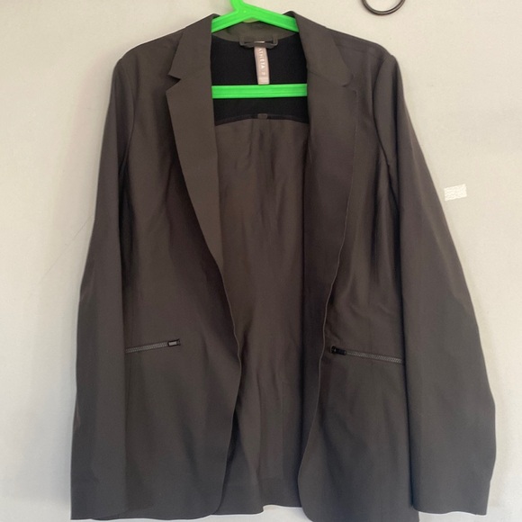 Athleta size 12 light blazer - Picture 1 of 10